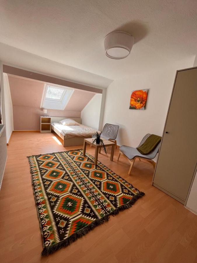 Ein Schoenes Zimmer In Kiel Exterior foto